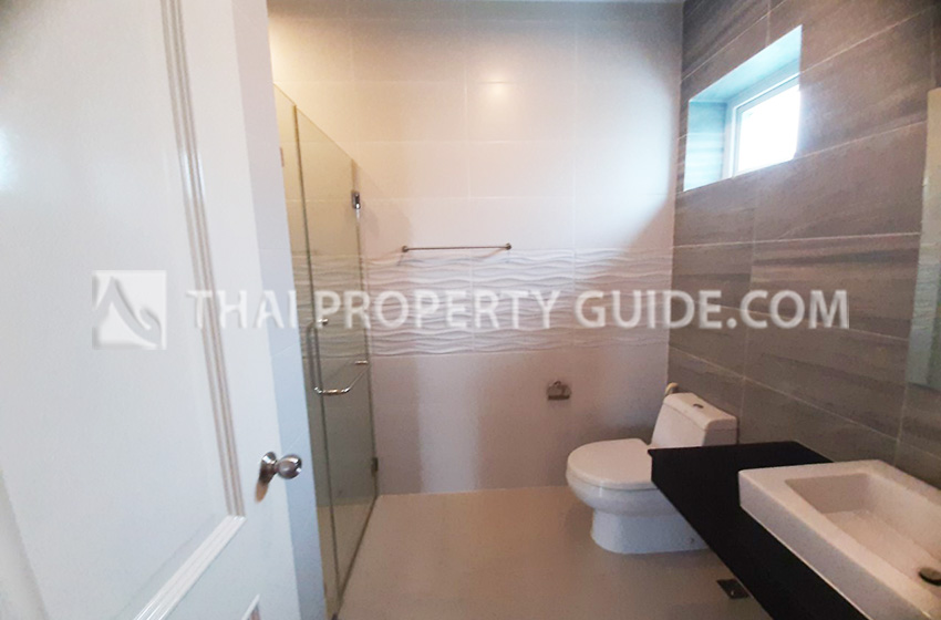 House with Shared Pool in Sukhumvit 